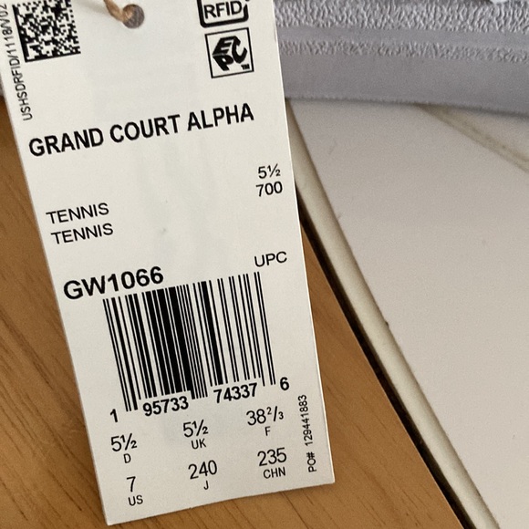 (SOLD) NWT Adidas Women's Grand Court Alpha Tennis Shoe Size 7 - Picture 7 of 7